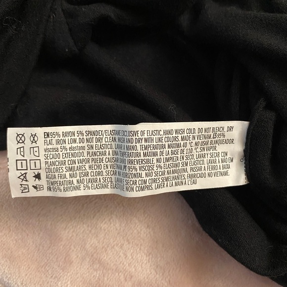 Forever 21 Black, Dressy Ruched Crop Tank - Size M - Picture 5 of 5